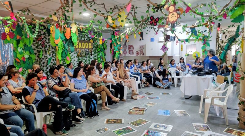 El Jardín Maternal “Arco Iris” de Rojas fue escenario de una enriquecedora capacitación docente