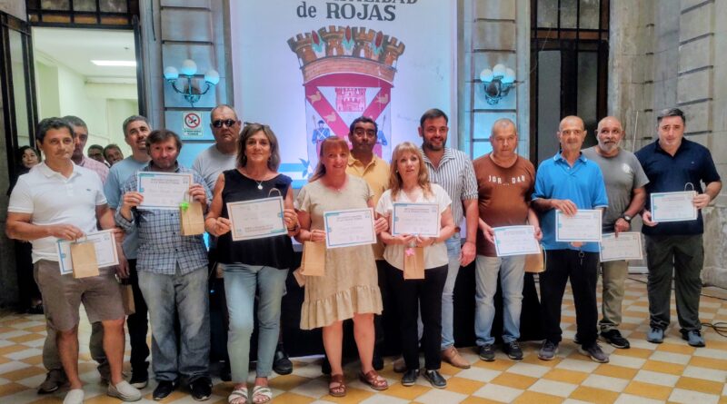 Brindis municipal de fin de año en Rojas 
