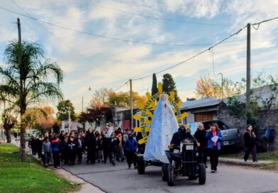 En Rojas: Procesión y Misa en el Día de la Virgen de Luján